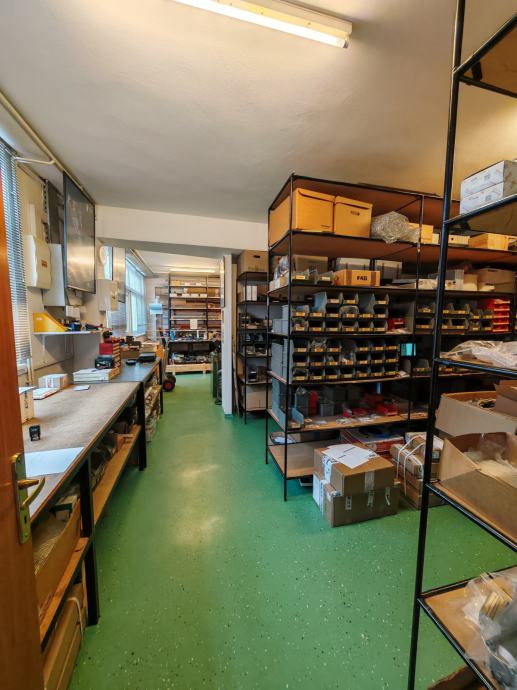 poslovni-prostor-zitnjak-184m2-bkp-215.000eur-slika-261147032