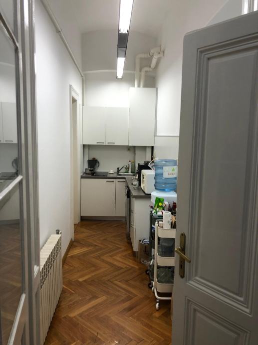 poslovni-prostor-ured-strogi-centar-gajeva-150-m2-parking-slika-273894839