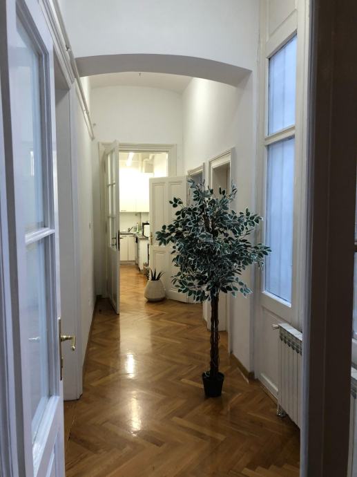 poslovni-prostor-ured-strogi-centar-gajeva-150-m2-parking-slika-273894844